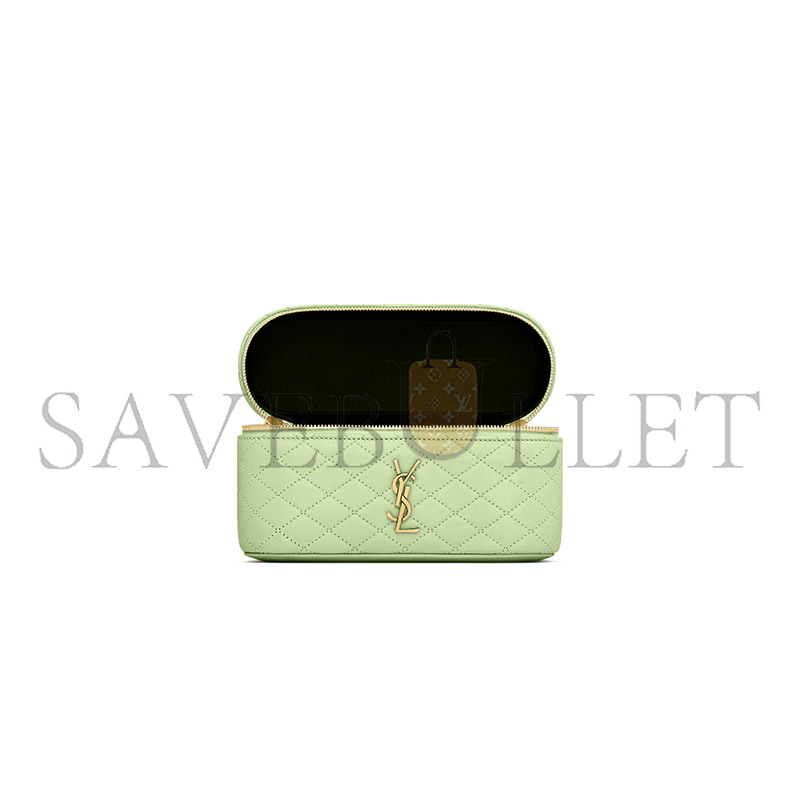 YSL GABY VANITY IN LAMBSKIN 7667311EL073986 (18*11*6.5cm) YSL GABY VANITY IN LAMBSKIN 7667311EL073986 (18*11*6.5cm)